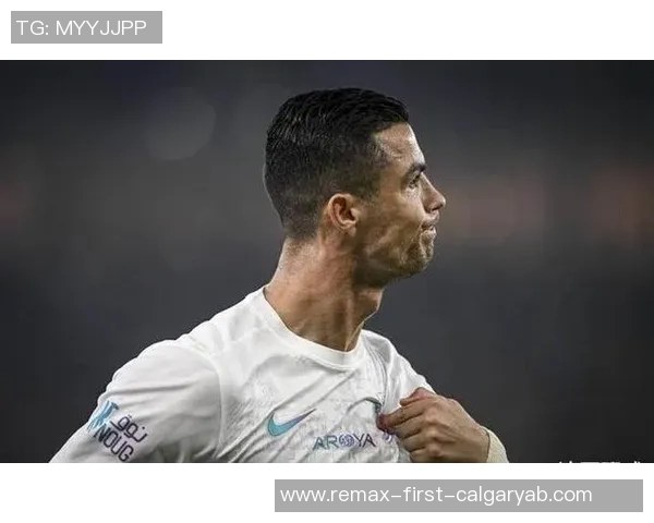 揭开足球明星的神秘面纱探索他们背后的故事与成就 揭开足球明星的神秘面纱探索他们背后的故事与成就