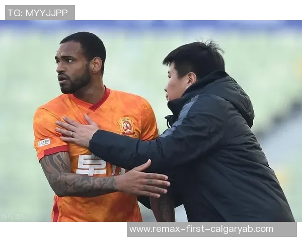 武汉网球队中路突破战术解析与实战应用探讨