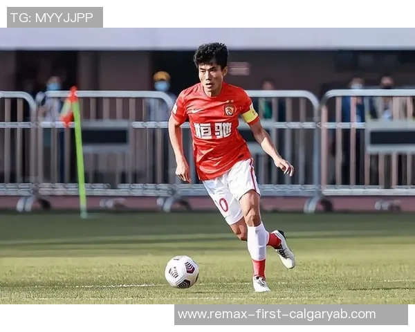 足球明星郑智的多元爱好与生活方式探秘 足球明星郑智的多元爱好与生活方式探秘