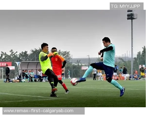 足球纪实：记录深圳足球队的奋斗经历